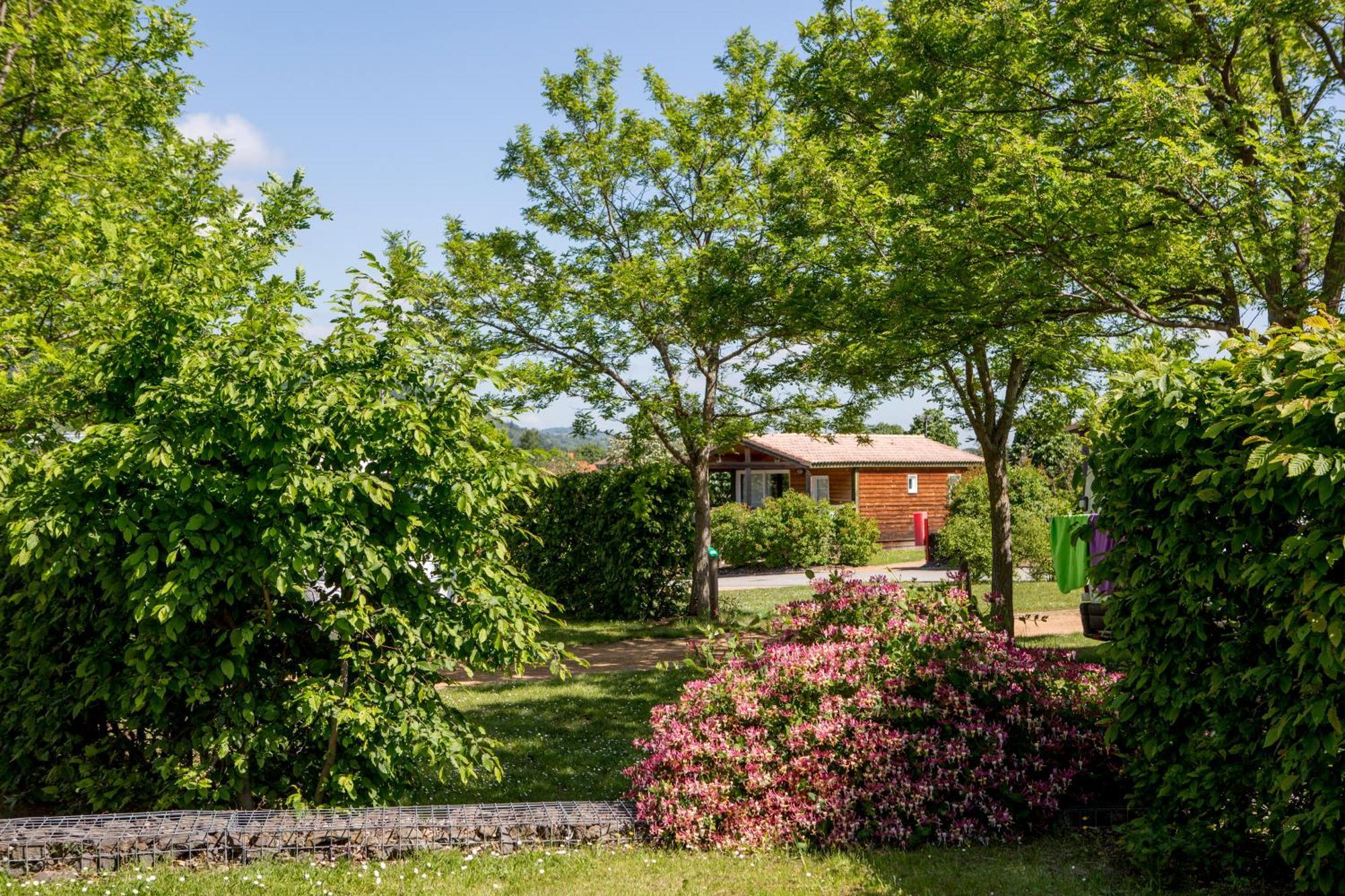 Camping Onlycamp Pierre & Sources 볼빅 외부 사진